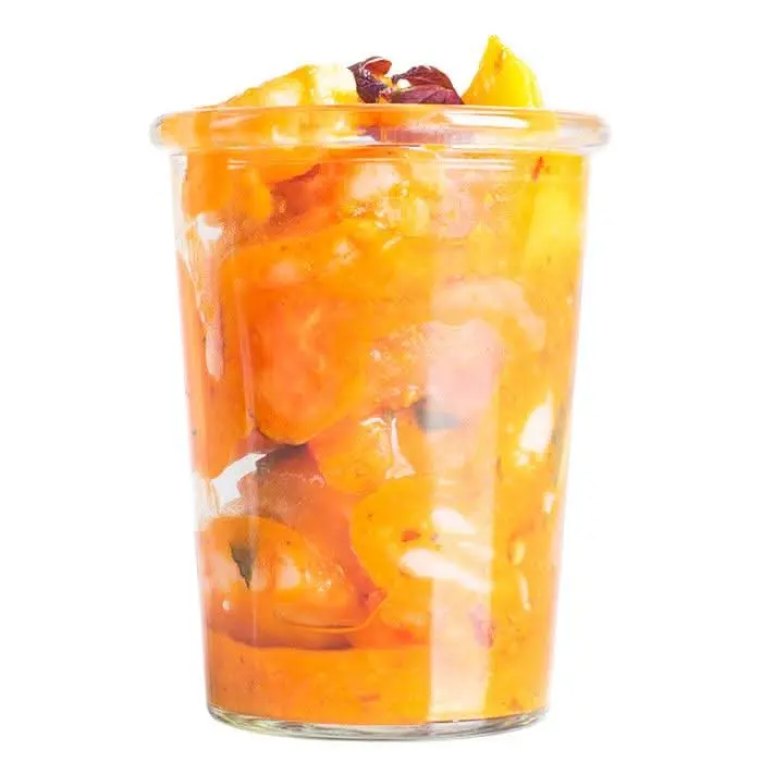 Black Tiger-Garnelen Salat mit Mango und Papaya