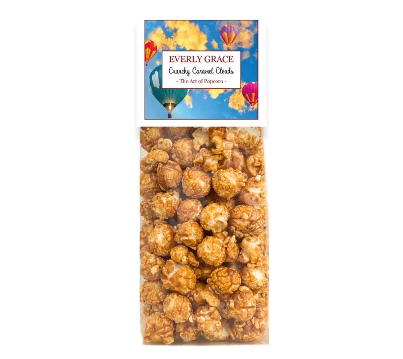Crunchy Caramel Clouds Popcorn von Everly Grace