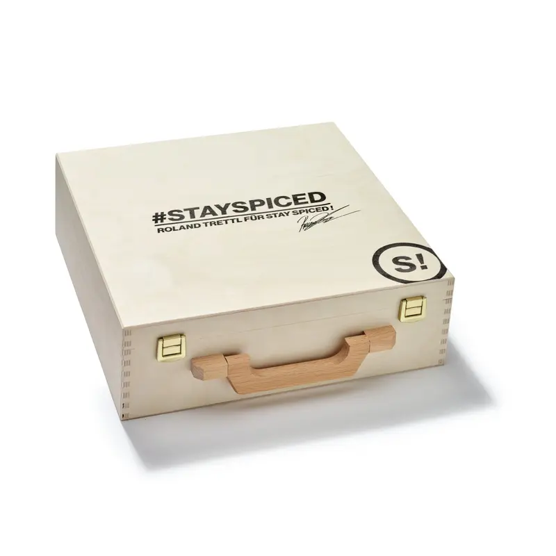 Holzbox (Gewürzkoffer), handgefertigt ROLAND TRETTL, geeignet für 25x, 170ml Schraubdosen – LEER