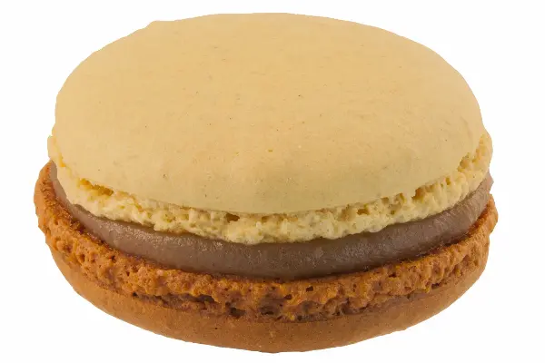 Macaron »Cioccolato & Ananas«