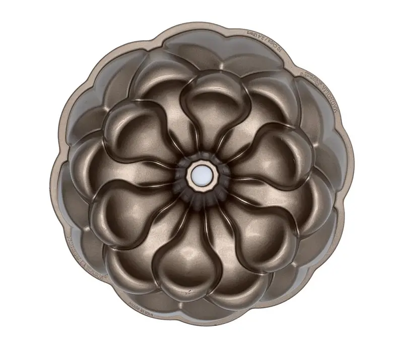 Magnolia Bundt Backform von Nordic Ware